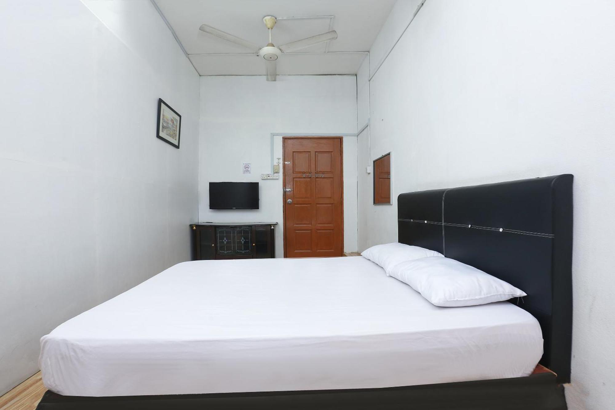 Oyo 89755 D&D Budget Inn Κότα Μπάρου Εξωτερικό φωτογραφία
