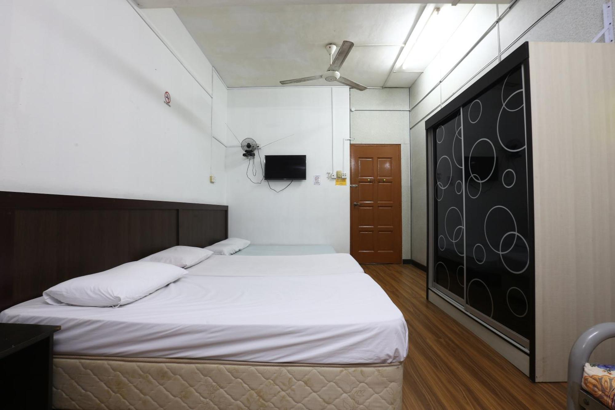 Oyo 89755 D&D Budget Inn Κότα Μπάρου Εξωτερικό φωτογραφία