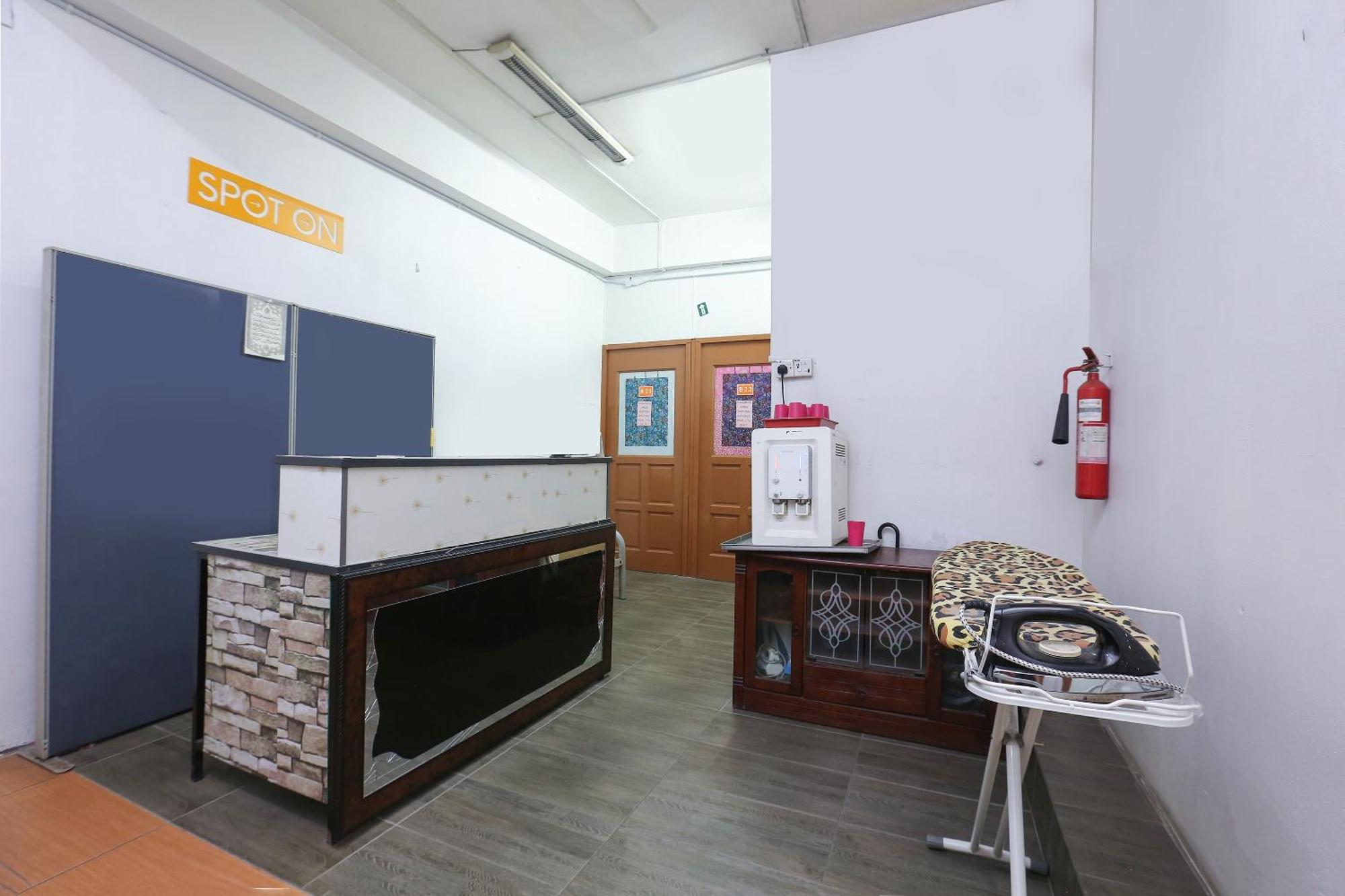 Oyo 89755 D&D Budget Inn Κότα Μπάρου Εξωτερικό φωτογραφία