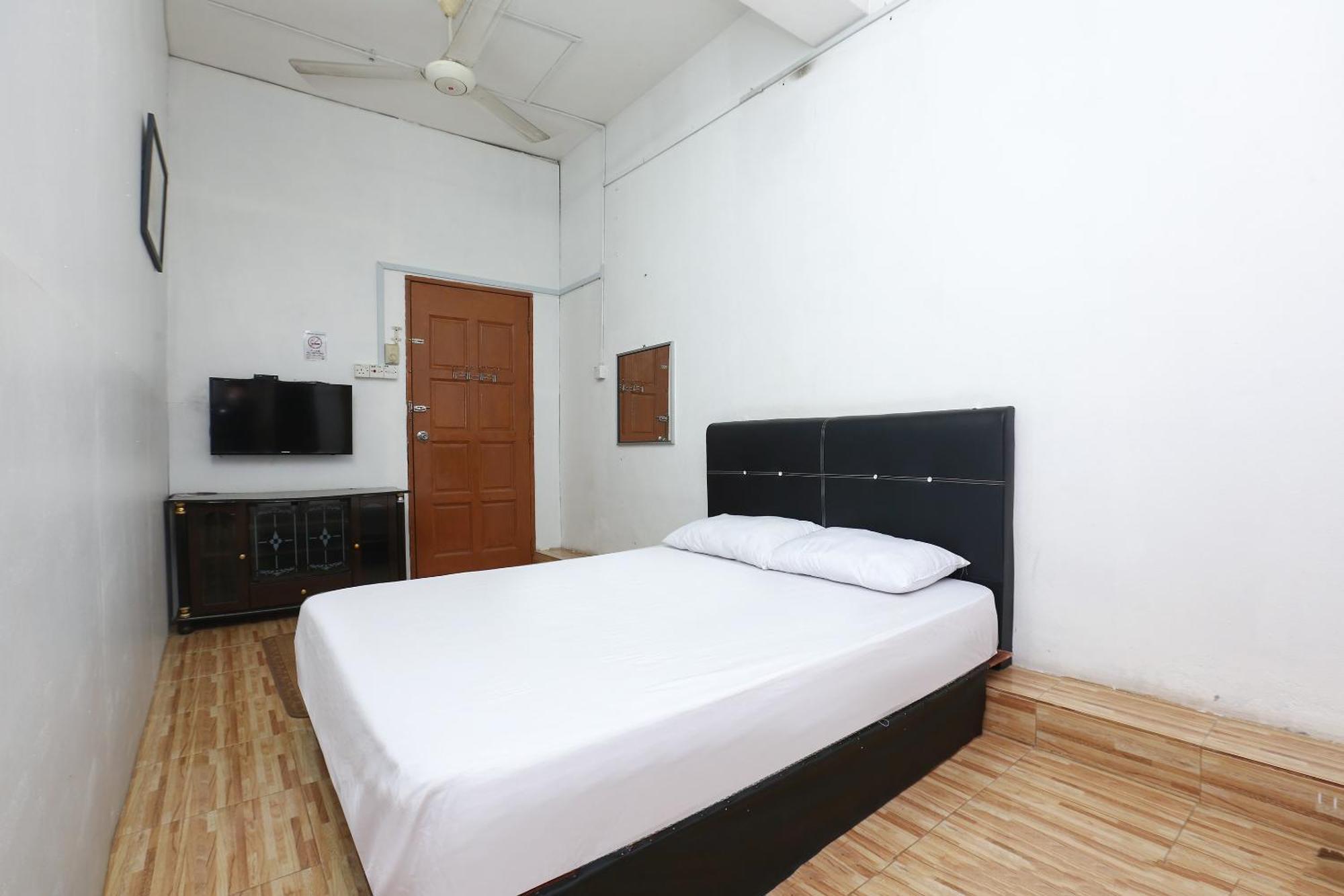 Oyo 89755 D&D Budget Inn Κότα Μπάρου Εξωτερικό φωτογραφία